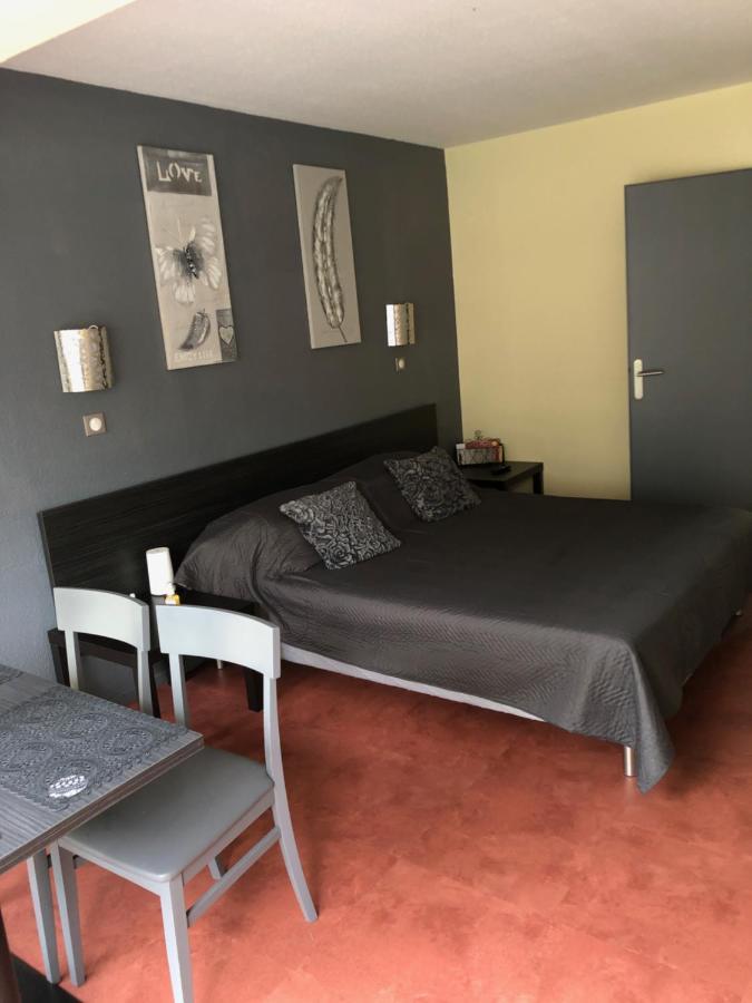 Appartement Les Hameaux Arles Exteriör bild