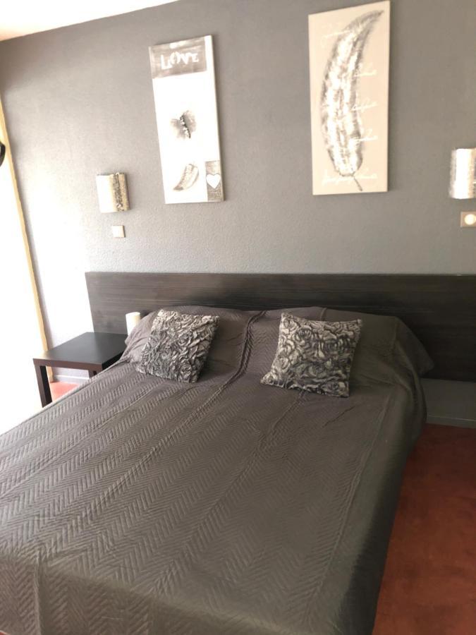 Appartement Les Hameaux Arles Exteriör bild