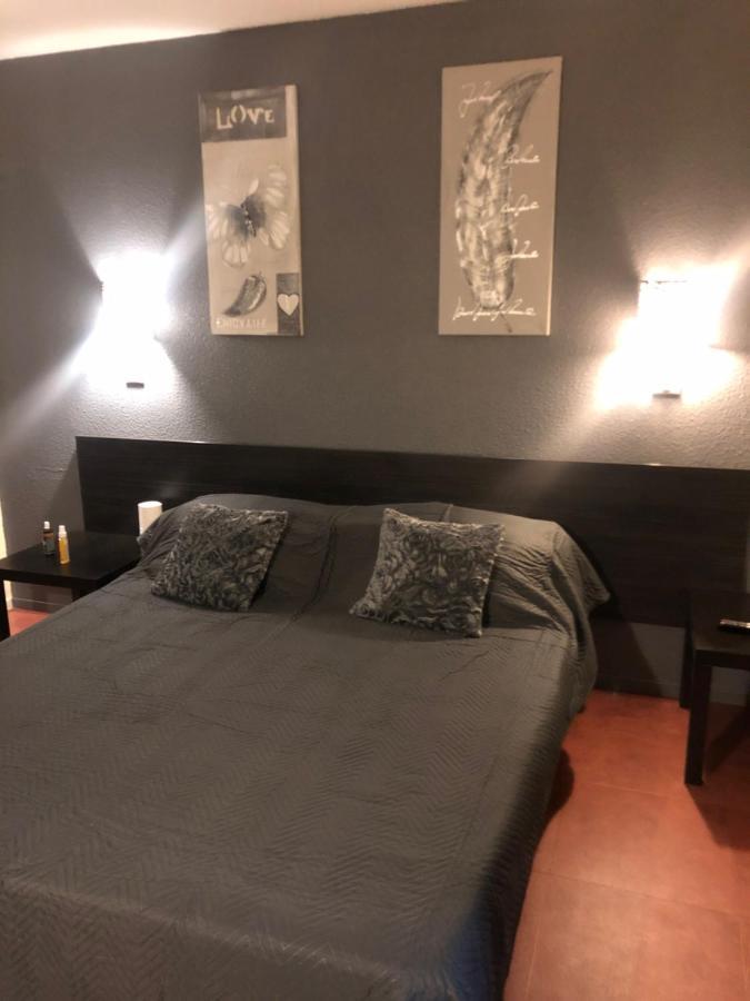 Appartement Les Hameaux Arles Exteriör bild
