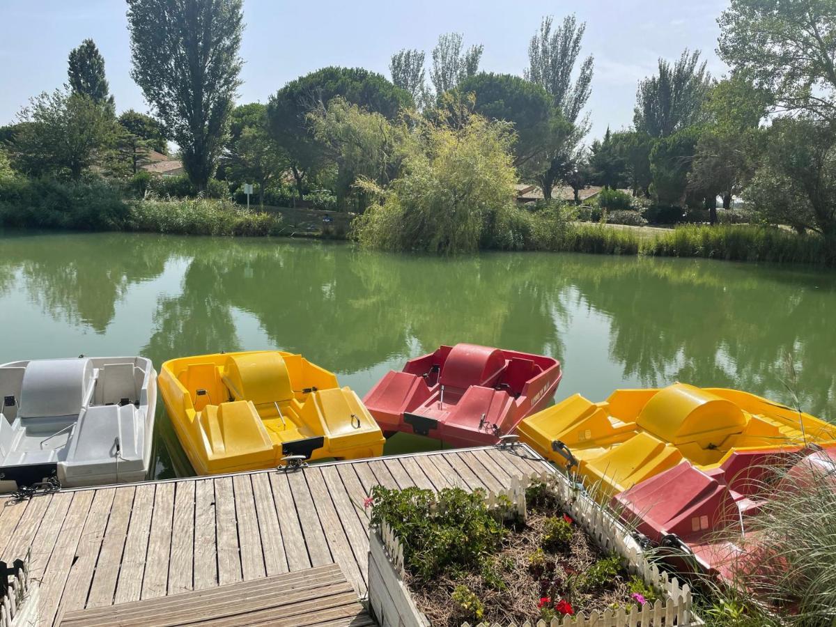 Appartement Les Hameaux Arles Exteriör bild
