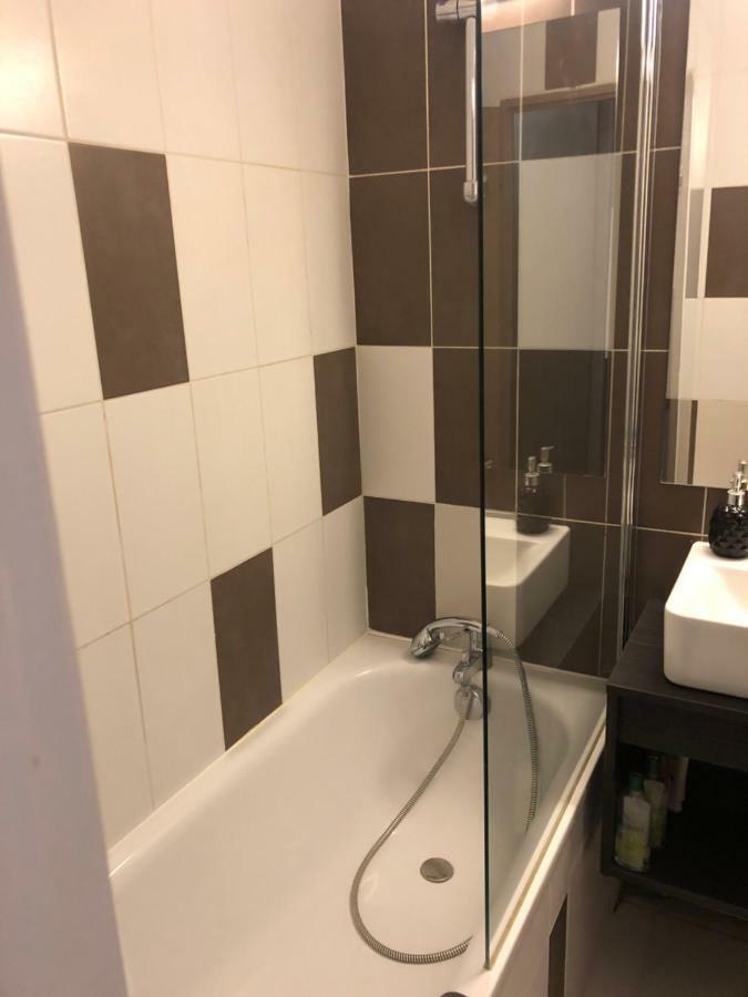 Appartement Les Hameaux Arles Exteriör bild
